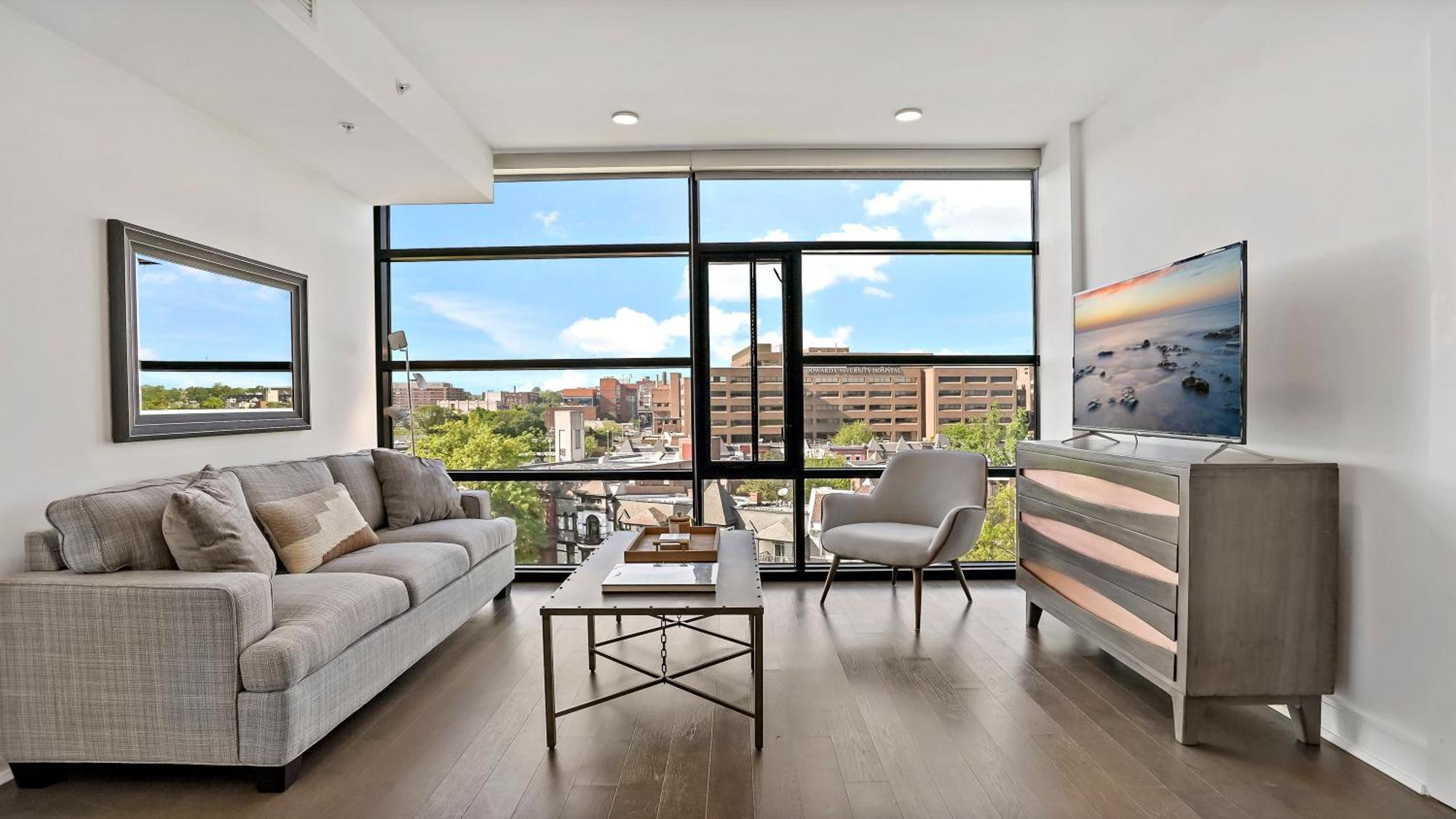 Pure Voyage Shaw Aparthotel Washington Exteriör bild