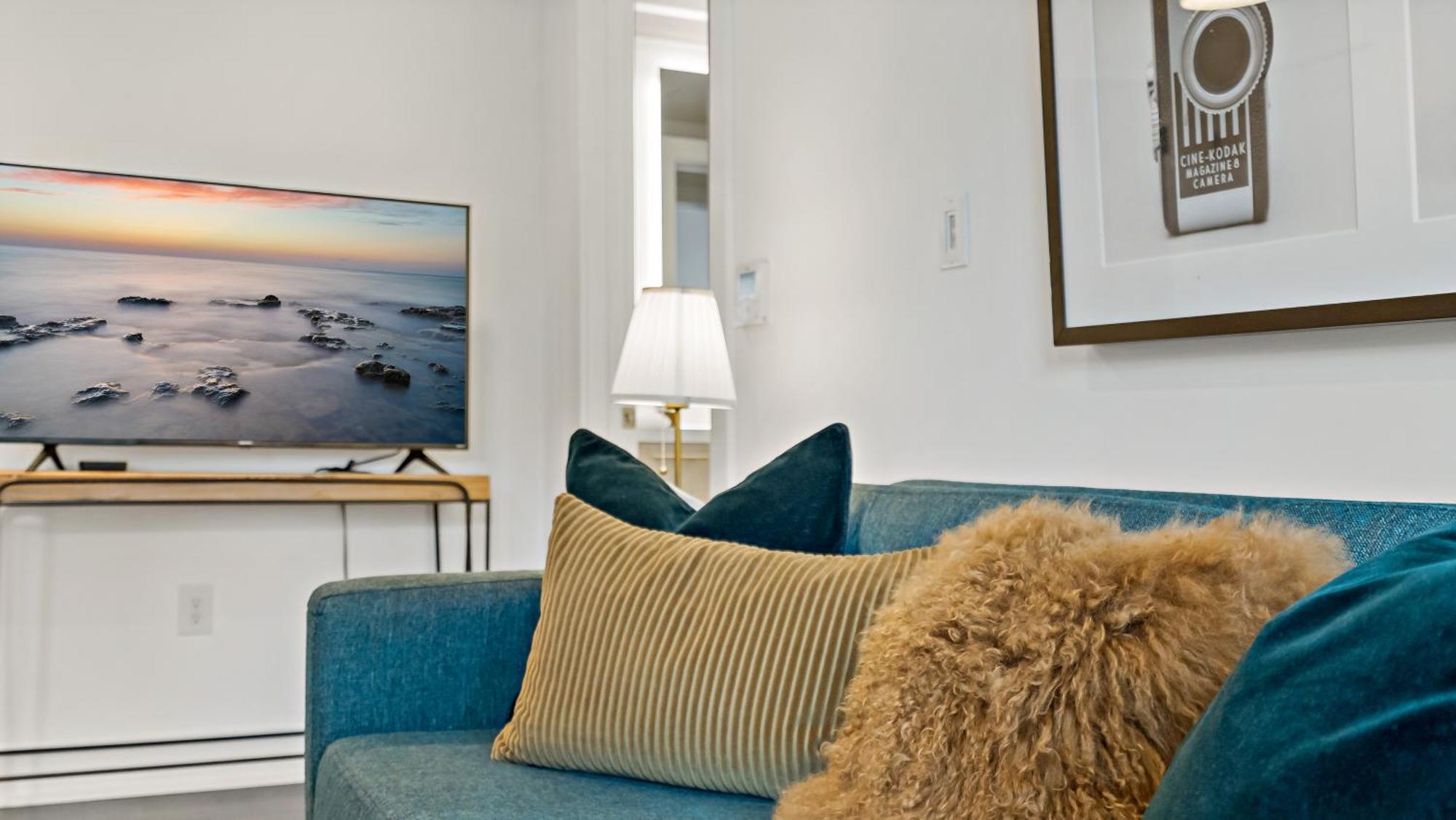 Pure Voyage Shaw Aparthotel Washington Exteriör bild